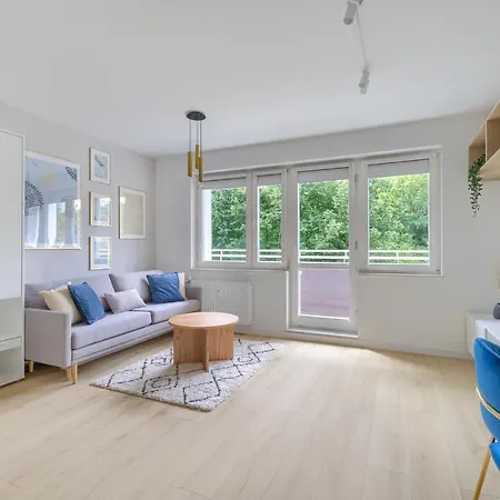 Blue Morpho Piatkowo By Bookinghost * Poznaň