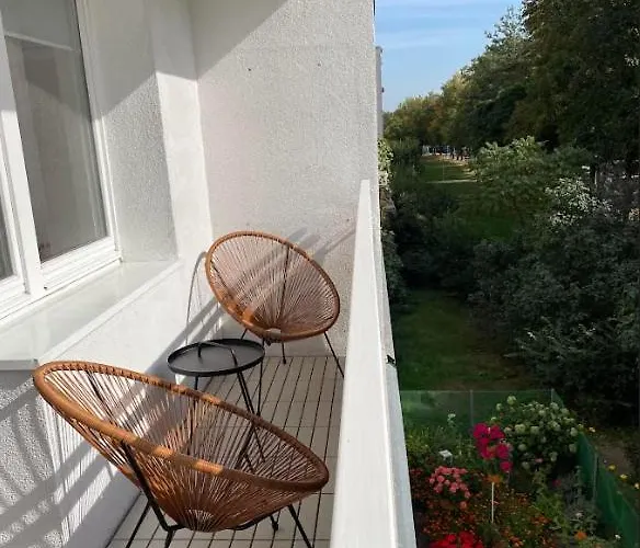 Blue Morpho Piatkowo By Bookinghost דירה *